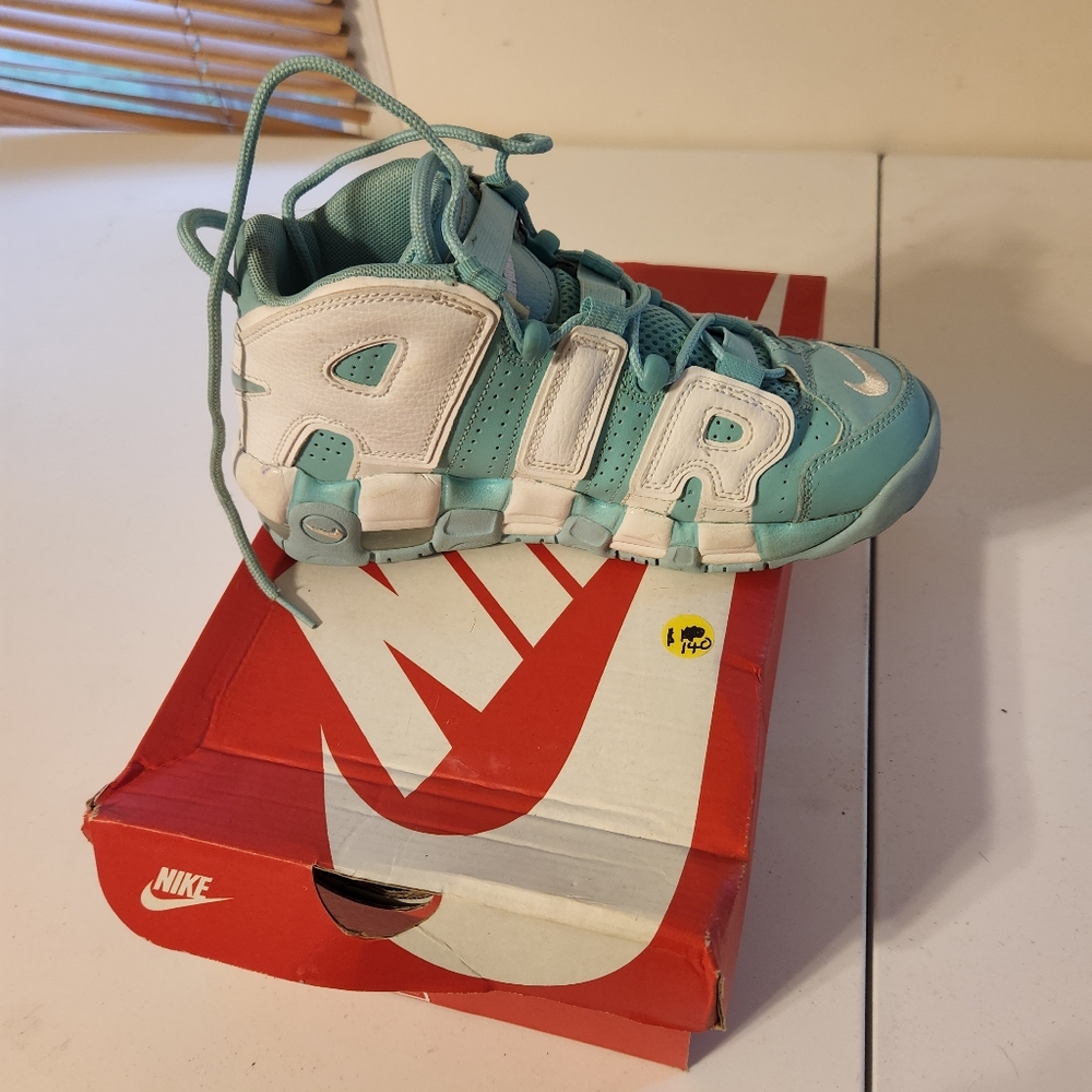 SOLD!! - Picture 3 of 4